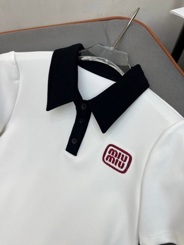 miumiu T-shirt long skirt suit