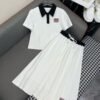 miumiu T-shirt long skirt suit