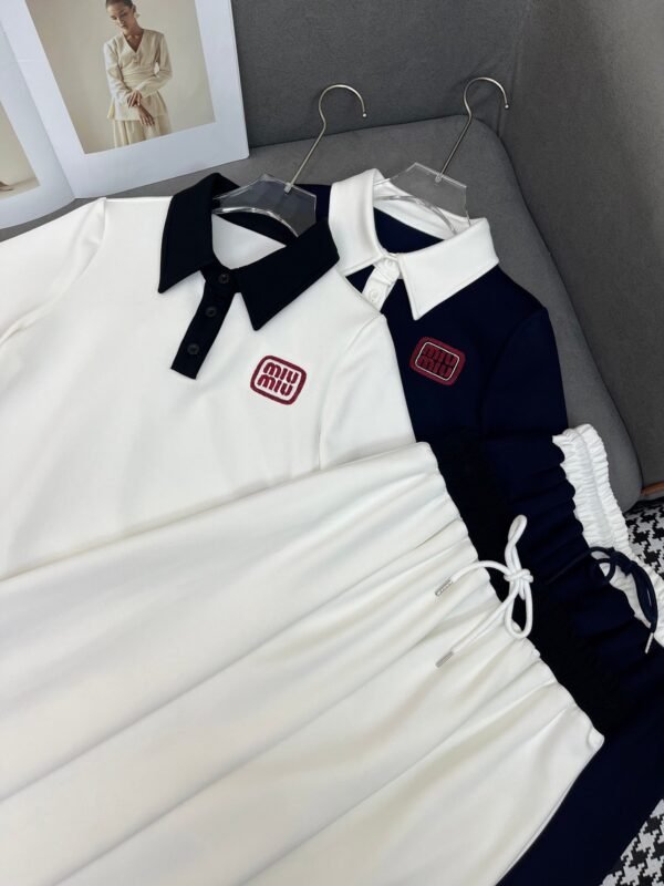 miumiu T-shirt long skirt suit