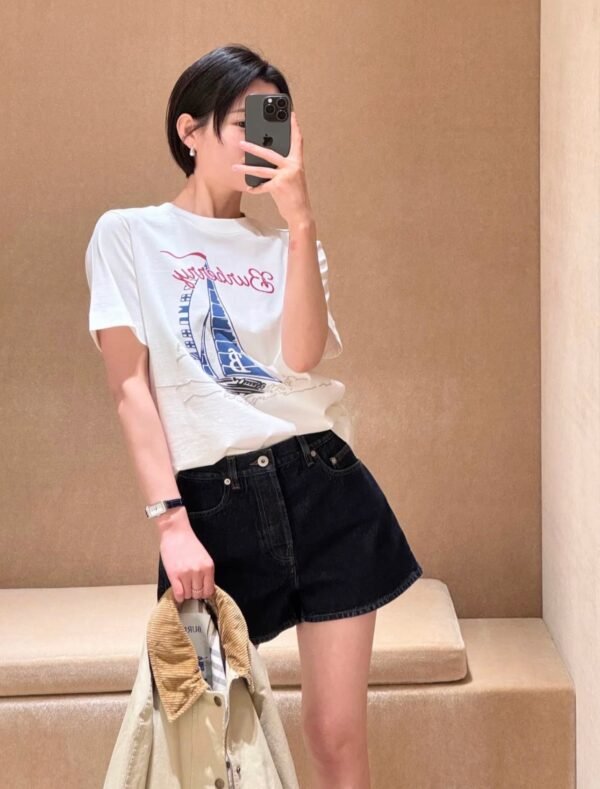 Burberry 2025 Spring and Summer New Three-Dimensional Bubble Short-Sleeved T-Shirt Premium Edition