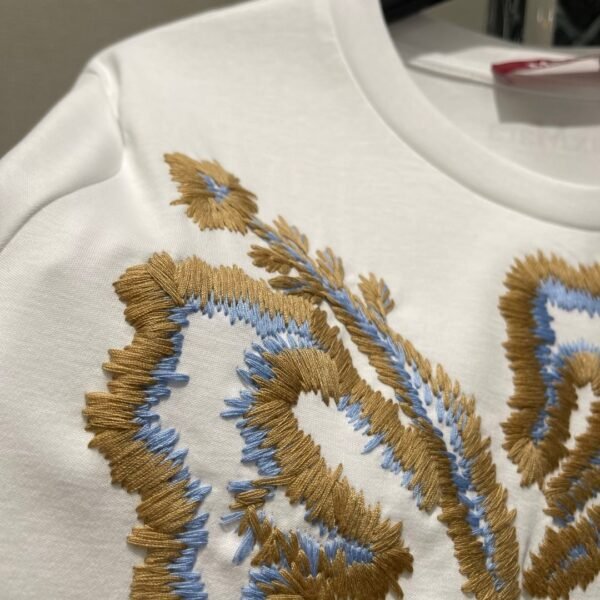 Max Mara 2025 Spring and Summer New Embroidered Flower Short Sleeve T-shirt Premium