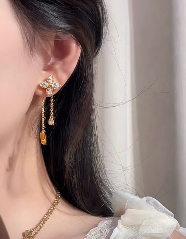 Louis Vuitton diamond floral tassel letter earrings