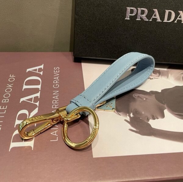 Prada keychain official website triangle brand pendant leather ring keychain car bag accessories