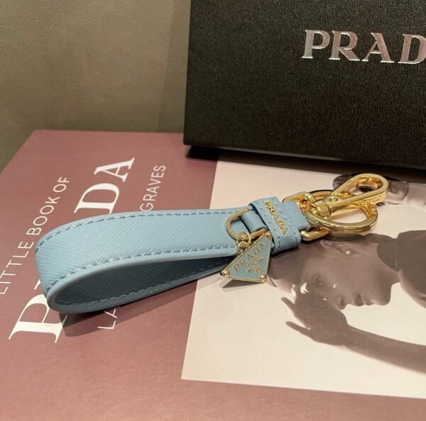 Prada keychain official website triangle brand pendant leather ring keychain car bag accessories