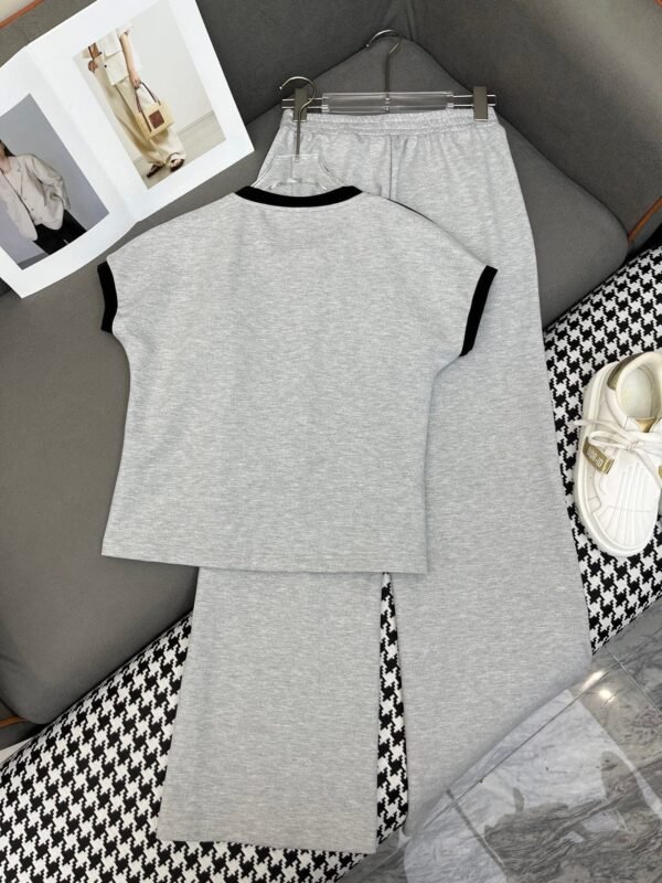 Loewe 2025 new contrast color T-shirt + wide-leg pants suit casual suit