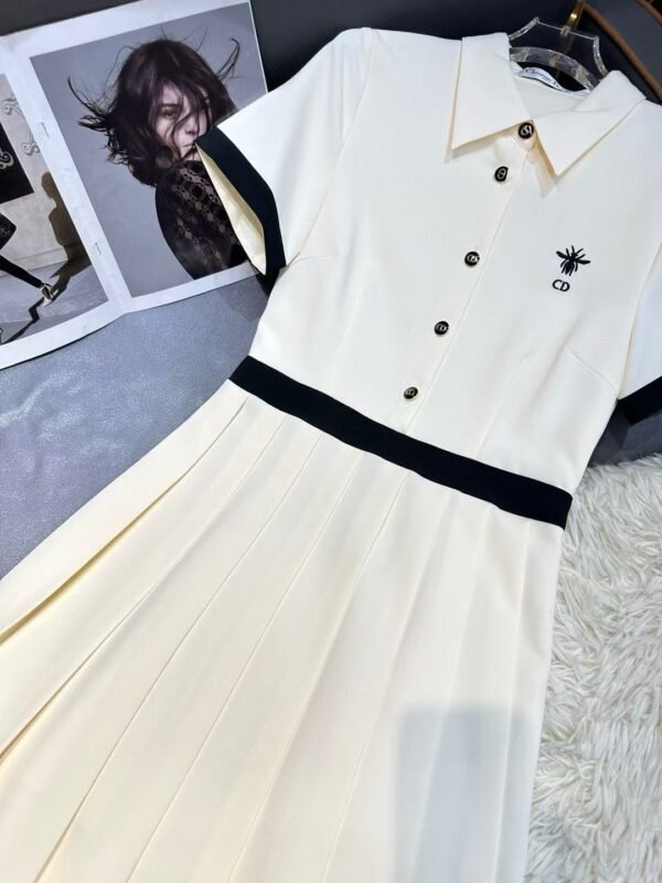 DIOR new dress CD embroidered bee