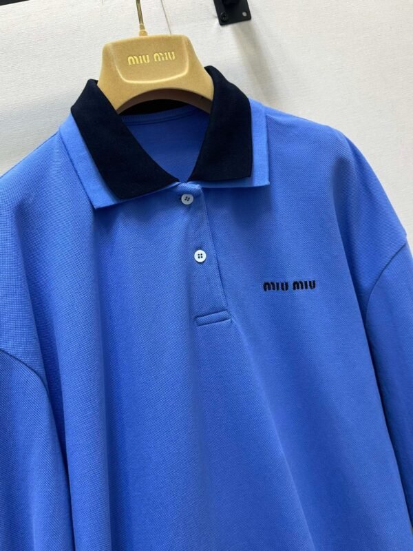 miumiu  New blue long-sleeved polo shirt with embroidered letters  Loose fit