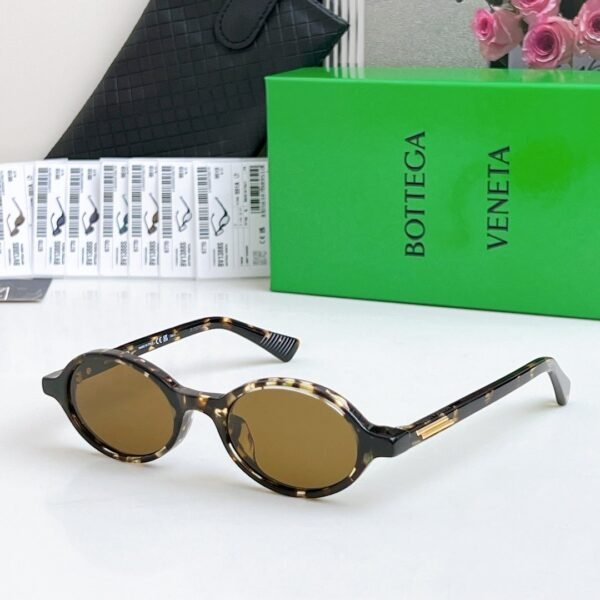 Bottega Veneta Nerd glasses SIZE：47-19-140 Premium