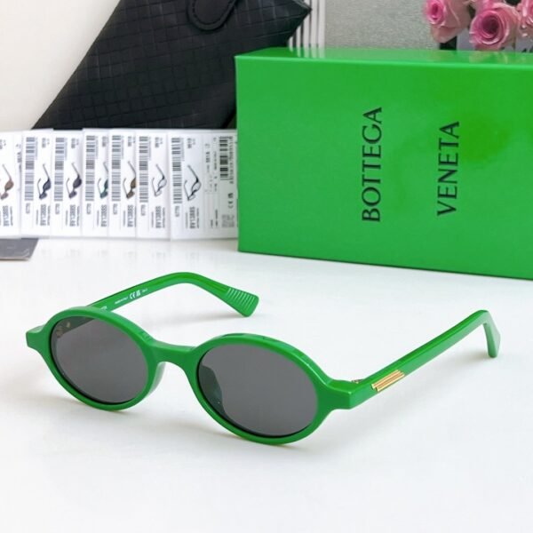 Bottega Veneta Nerd glasses SIZE：47-19-140 Premium