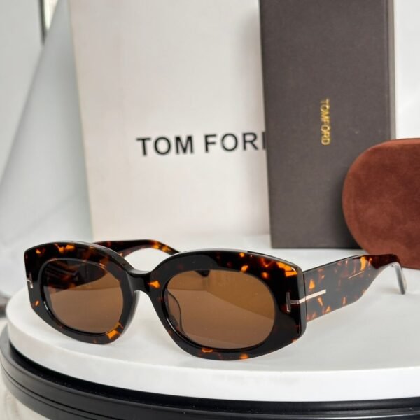 Tom Ford Sunglasses Premium Edition SIZE: 52 Mouth 20-140