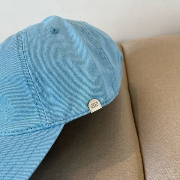 Balenciaga baseball caps Solid color