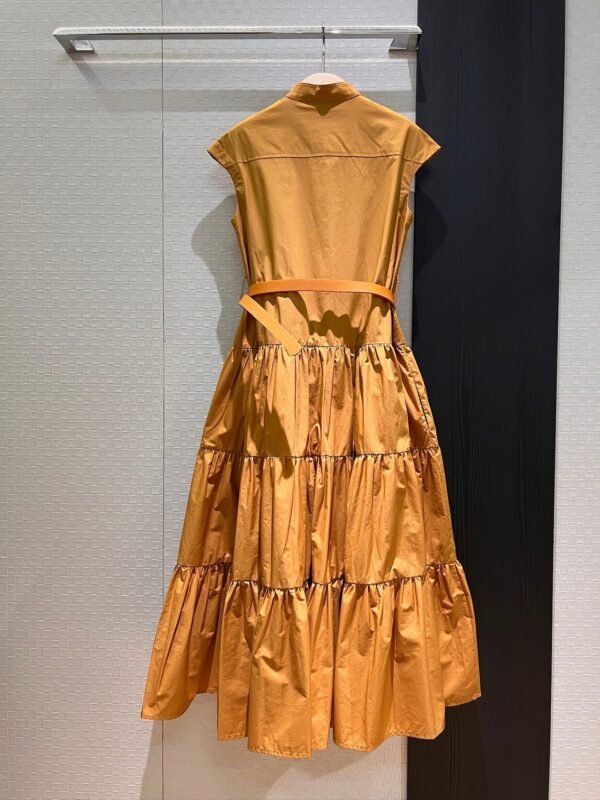Max Mara 2025 New Arrival Sleeveless Belt Dress