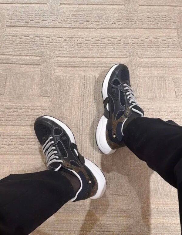 Louis Vuitton OLYMPIA sneakers 2025 new style