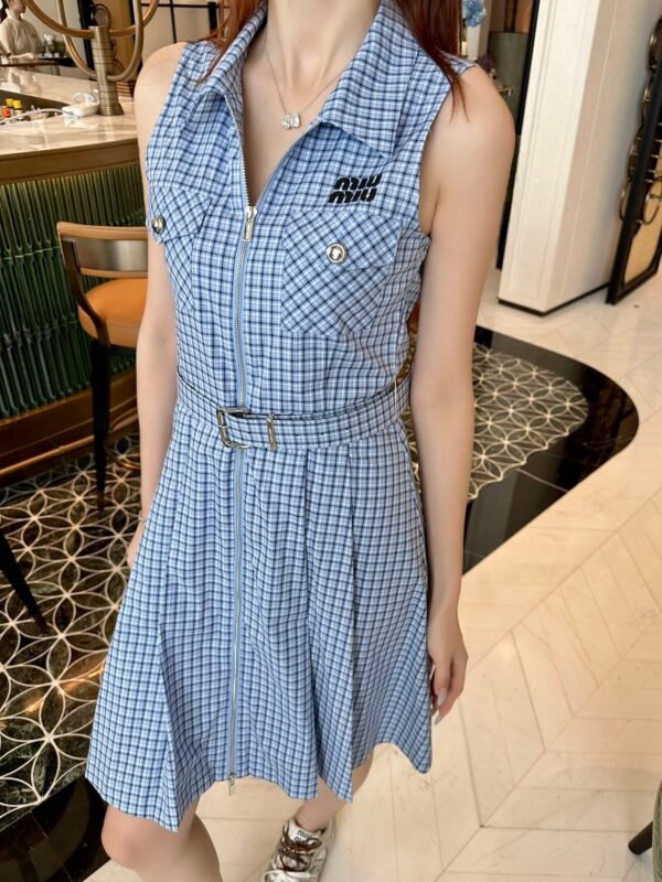 MiuMiu 2025 new style lapel plaid dress with belt high quality