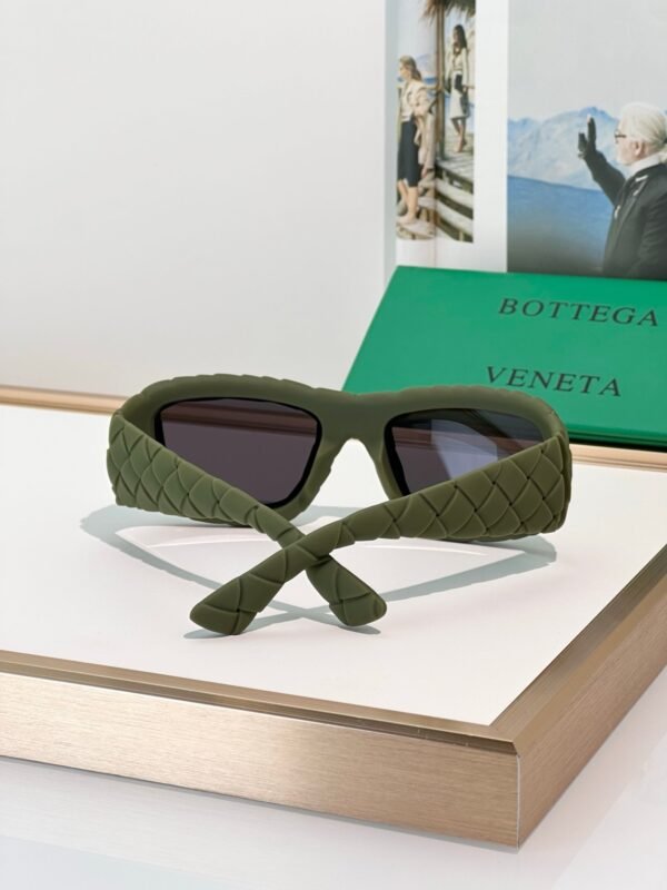 BOTTEGA VENETA Sunglasses Premium Size：56口19 135