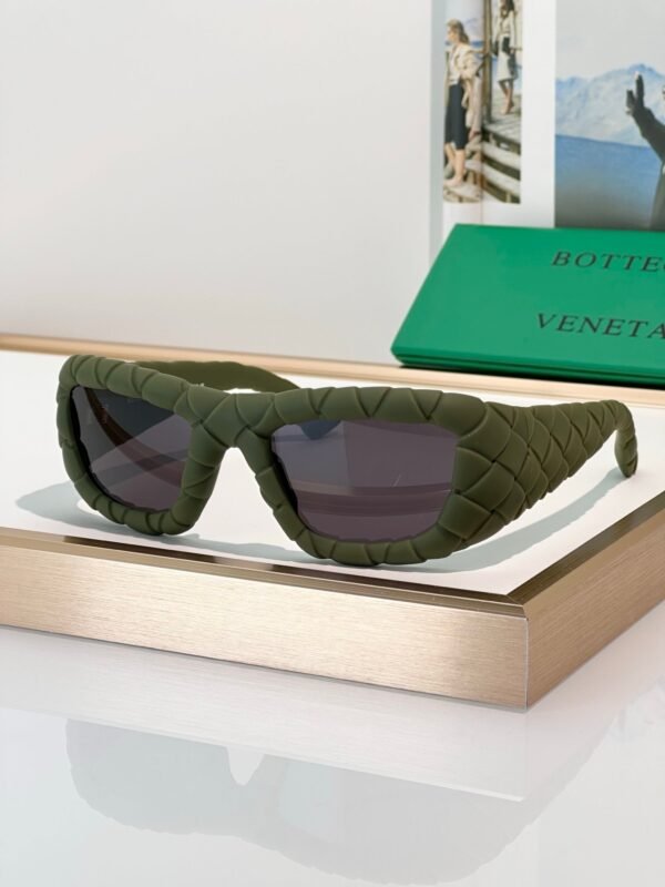 BOTTEGA VENETA Sunglasses Premium Size：56口19 135