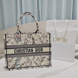 i1747289631004_8785_0_0.jpg DIOR Beige Millefiori Embroidered Medium Book Tote 36 x 27.5 x 16.5cm Premium