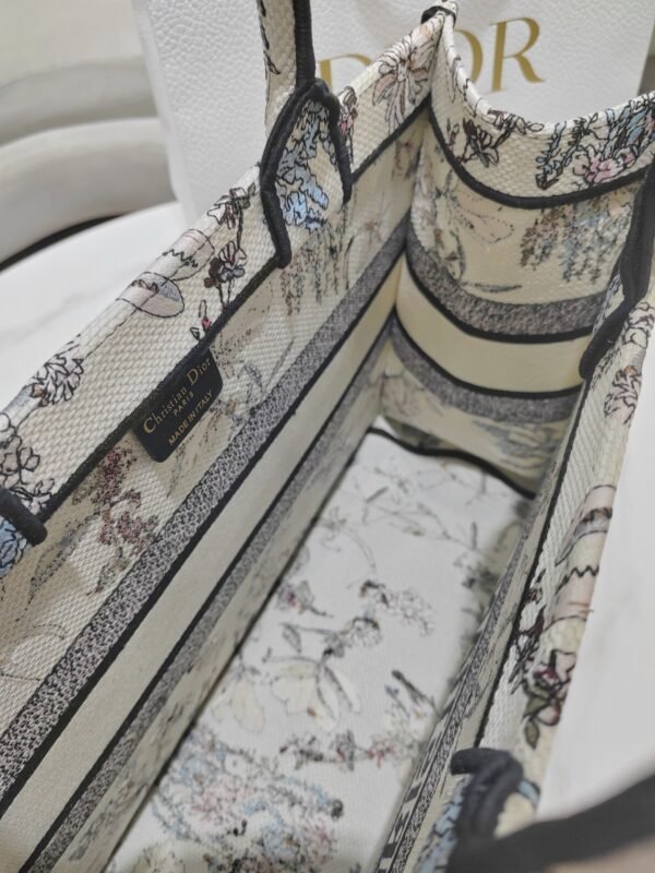 DIOR Beige Millefiori Embroidered Medium Book Tote 36 x 27.5 x 16.5cm Premium