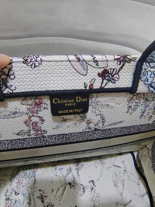 DIOR Beige Millefiori Embroidered Medium Book Tote 36 x 27.5 x 16.5cm Premium
