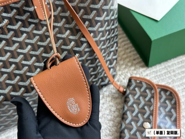 GOYARD Shopping Bag 34x27cm