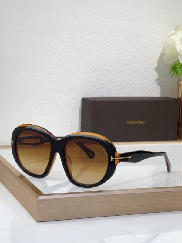 Tom Ford Sunglasses Premium Edition SIZE: 62-12-140