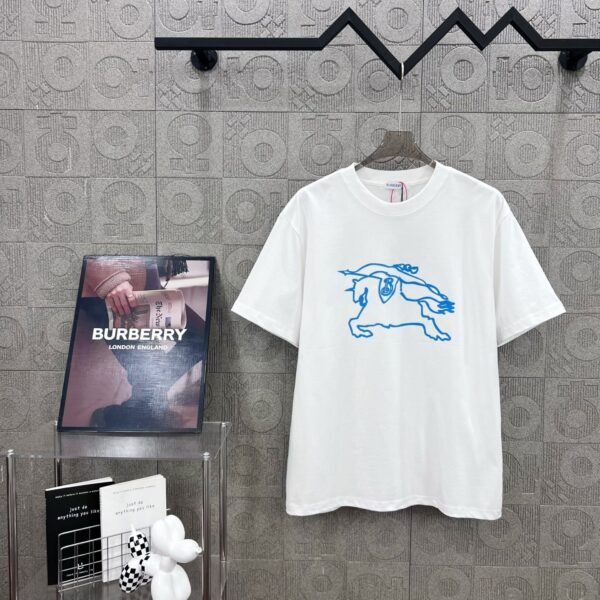 BURBERRY Hollow Warhorse LOGO logo three-dimensional glue dripping process 330g round neck short sleeve high quality T-shirt