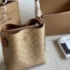 Coach’s new Mollie bucket bag 20x22cm high quality