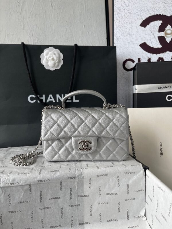 Chanel silver AS2431 ball pattern handbag autumn and winter latest CF handbag series advanced version size：20x14x7cm
