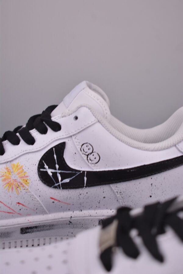 Nike Air Force 1 Low Graffiti Premium version