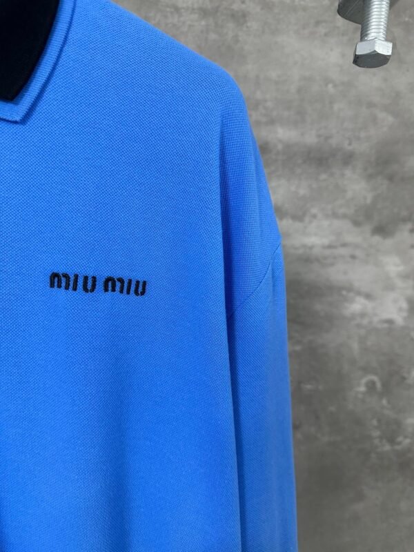 miumiu new chest embroidery round neck long sleeve bottoming shirt high quality version