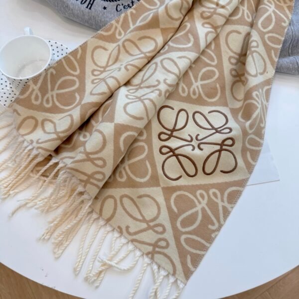 Loewe Autumn/Winter Knitted Scarf Size: 65x180cm