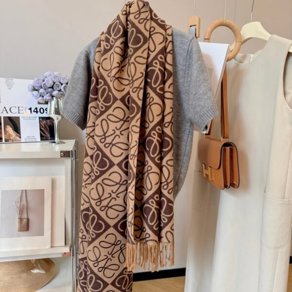 Loewe Autumn/Winter Knitted Scarf Size: 65x180cm