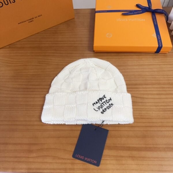 Louis Vuitton 2025 Autumn/Winter New Knitted Hat
