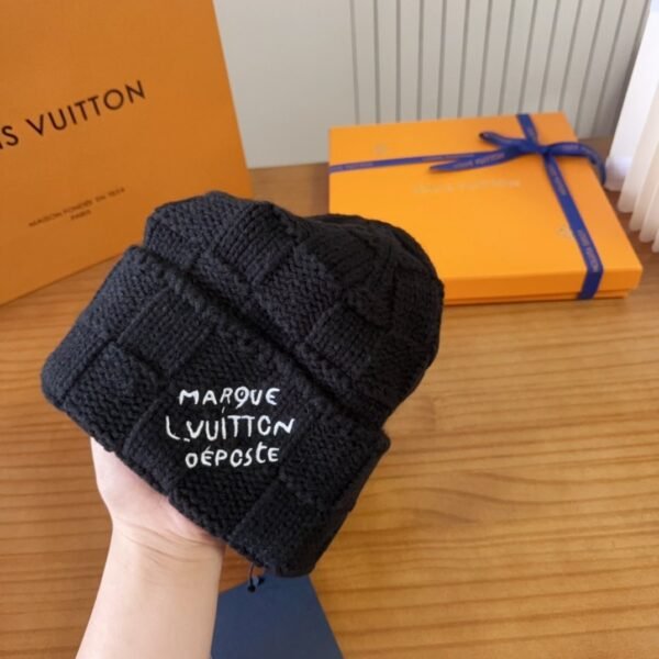 Louis Vuitton 2025 Autumn/Winter New Knitted Hat
