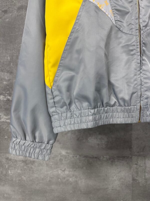 Louis Vuitton’s 2025 new nylon patchwork jacket uses nylon fabric with a smooth feel