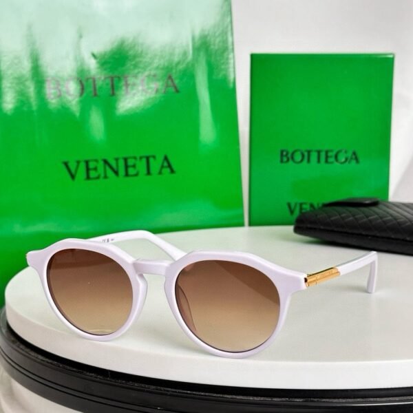 BOTTEGA VENETA Premium sunglasses size: 49-20-145