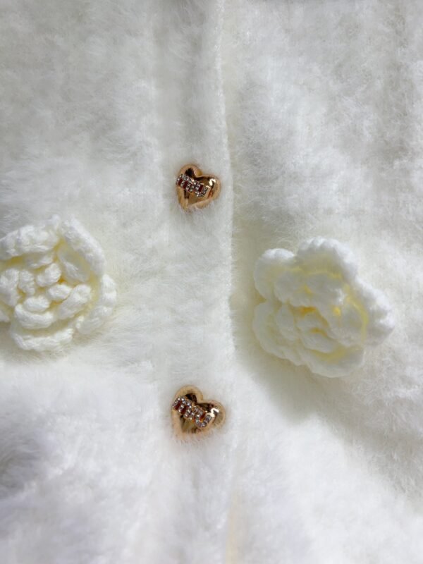 miumiu autumn new 3D flower positioning knitted cardigan