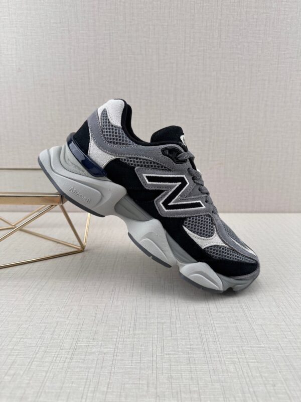 New Balance 9060 sports shoes new color matching high quality sports shoes