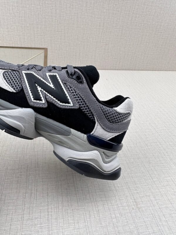 New Balance 9060 sports shoes new color matching high quality sports shoes