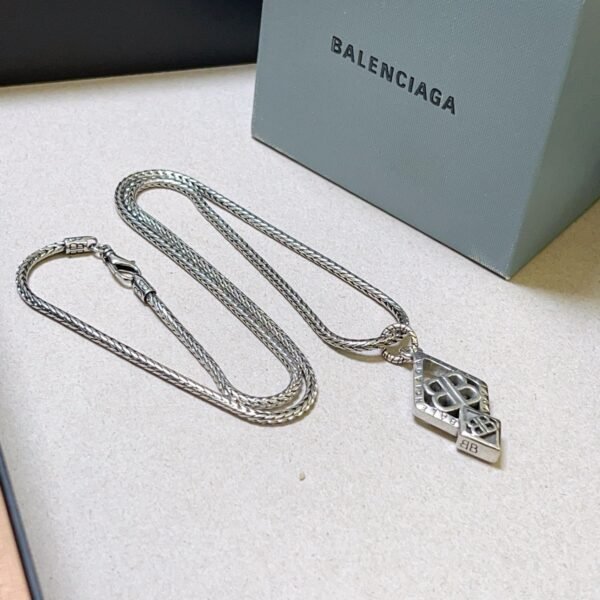 Balenciaga new necklace 1:1 style high quality version