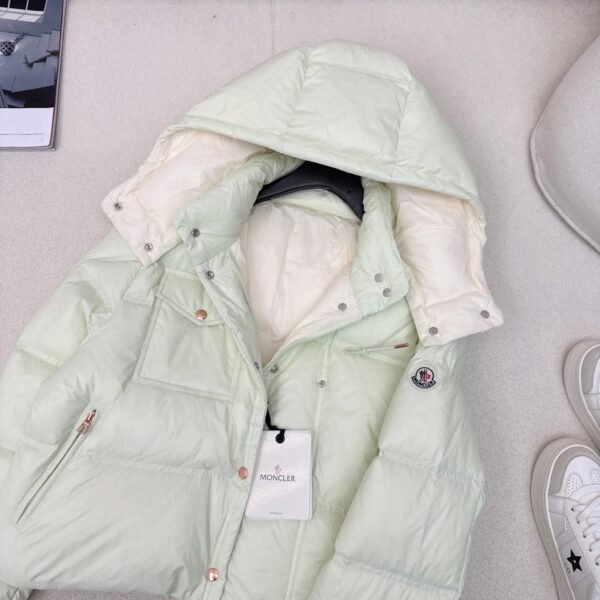 MONCLER autumn and winter new products official website new color matching short stand collar down jacket