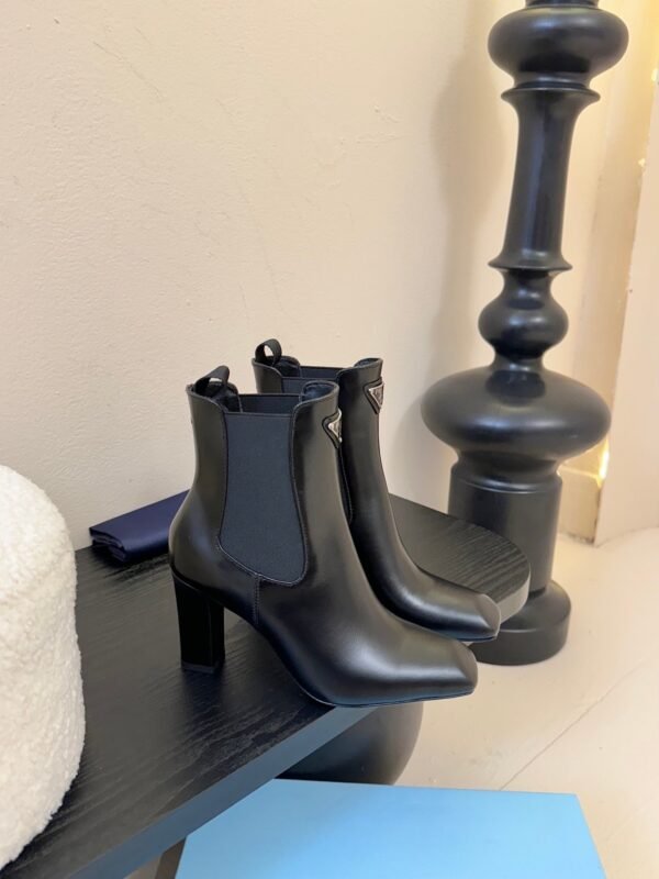 PRADA latest catwalk boots have a heel height of 9cm