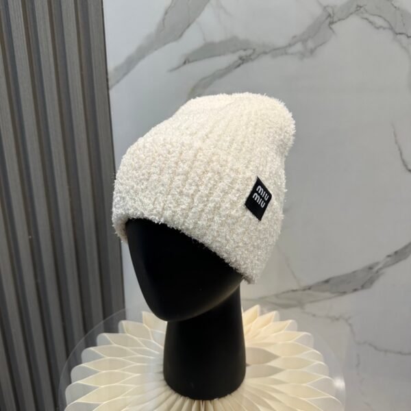 miumiu New autumn and winter knitted hats