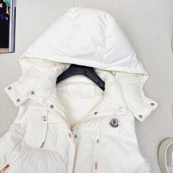Moncler autumn and winter latest official website new color matching short stand collar down jacket vest coat