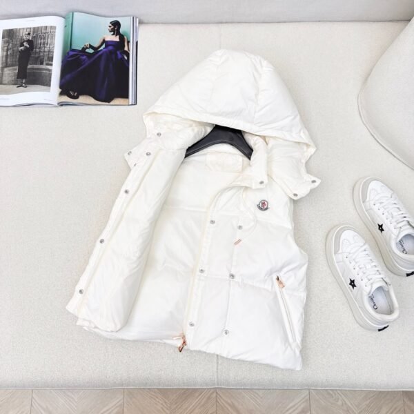 Moncler autumn and winter latest official website new color matching short stand collar down jacket vest coat