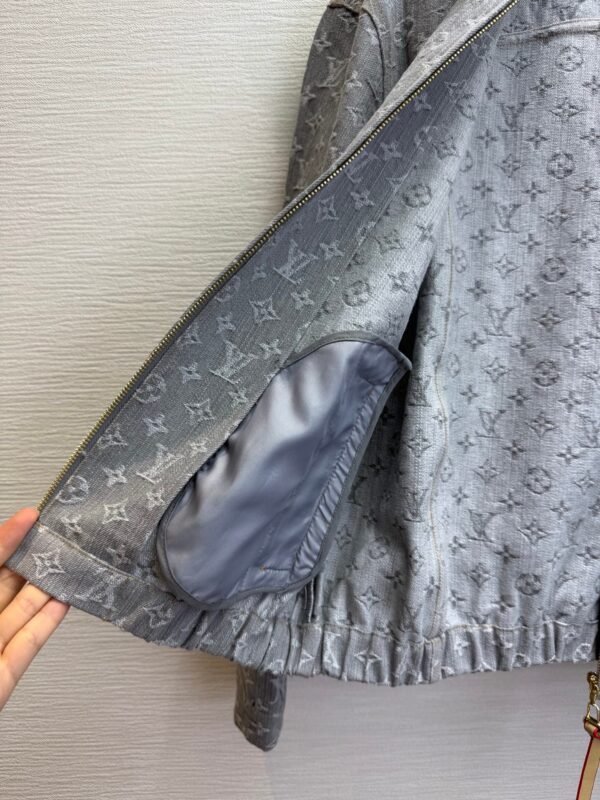 Louis Vuitton new denim jacket coat old flower jacquard fabric