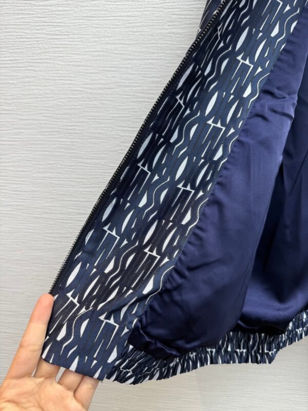 DIOR New short trench coat with patterned jacquard fabric decoration