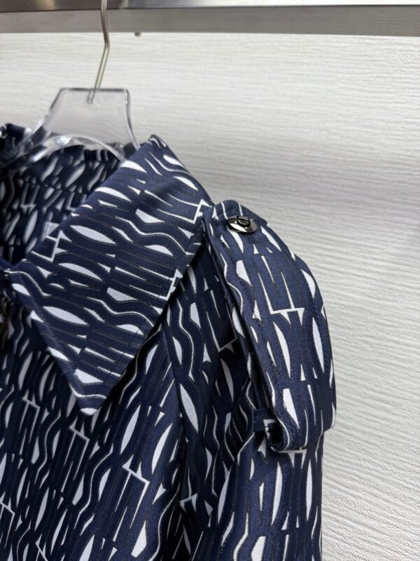 DIOR New short trench coat with patterned jacquard fabric decoration