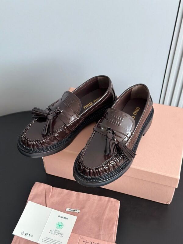 miumiu 2025 new tassel retro thick-soled loafers high-end version