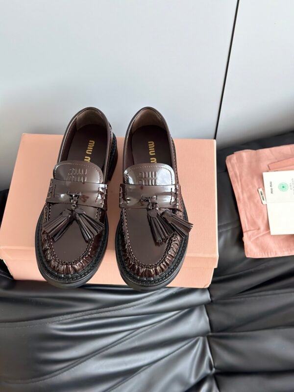 miumiu 2025 new tassel retro thick-soled loafers high-end version